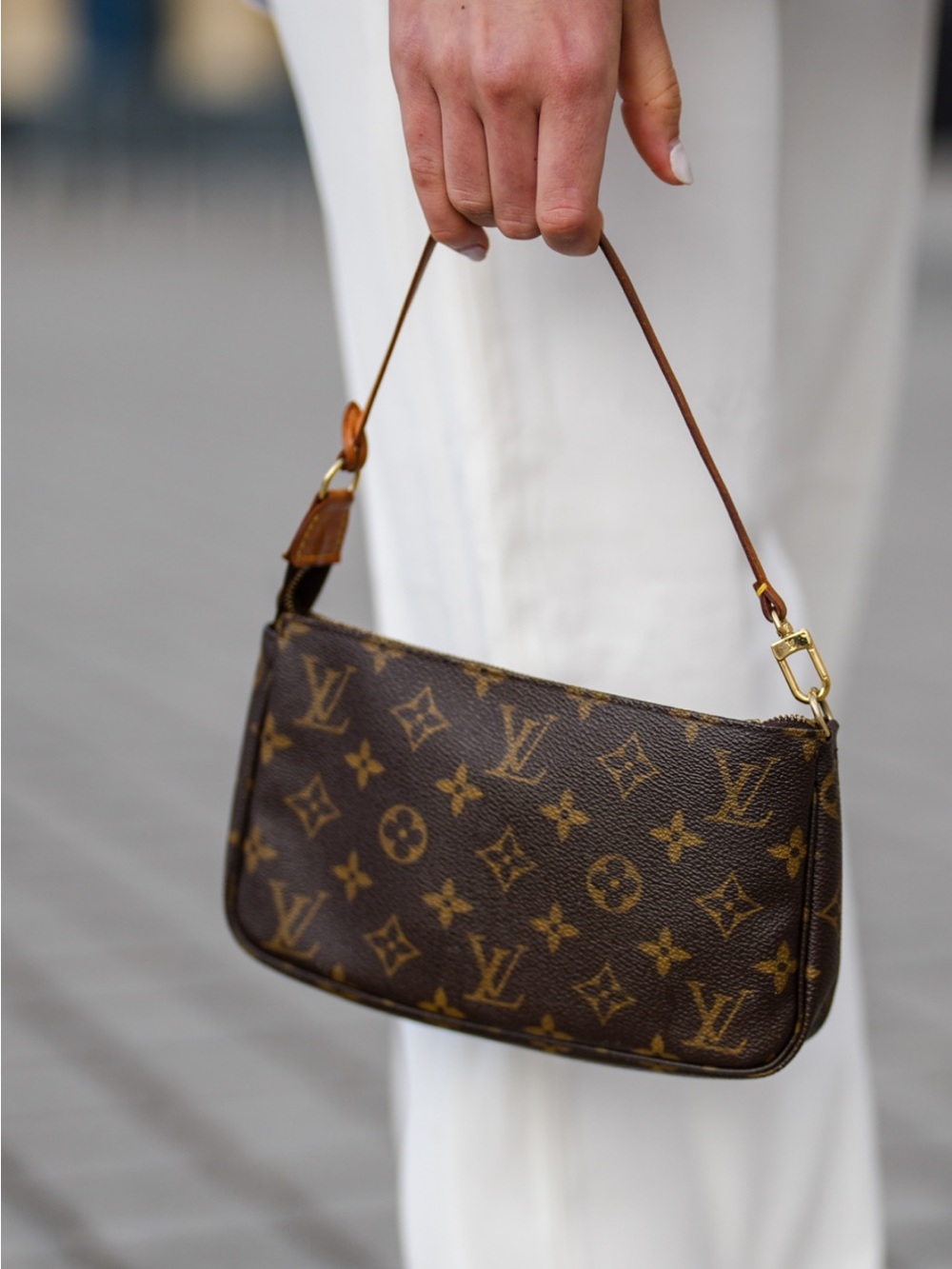 🌹Authentic Louis Vuitton Monogram Pochette Accessoires